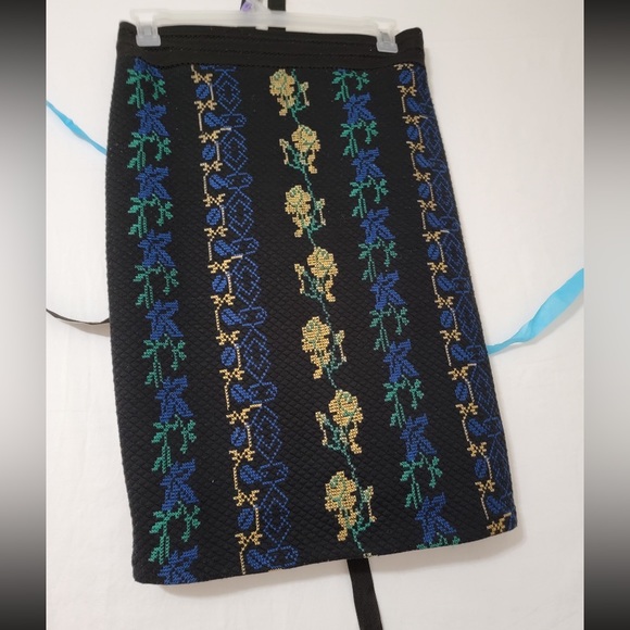 Women Skirt Grey Mix Color - Picture 1 of 3